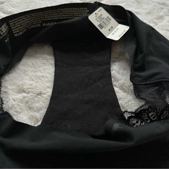 Victoria's Secret PINK | Black Seamless No Show Cheekster Panties | Size Medium - Picture 7 of 13